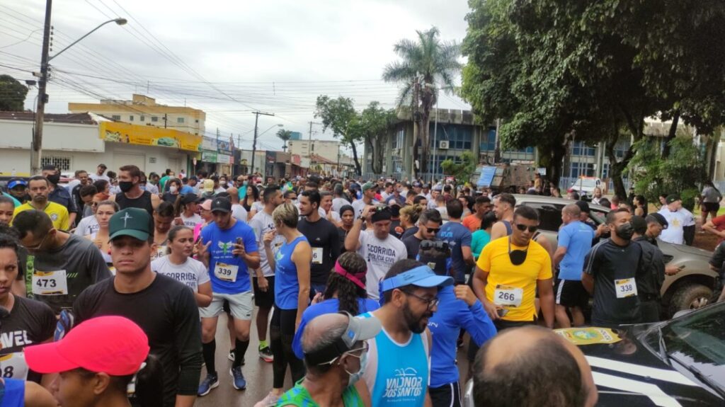 1ª Corrida da Polícia Civil de Formosa-GO: 530 participantes percorreram percurso, neste domingo
