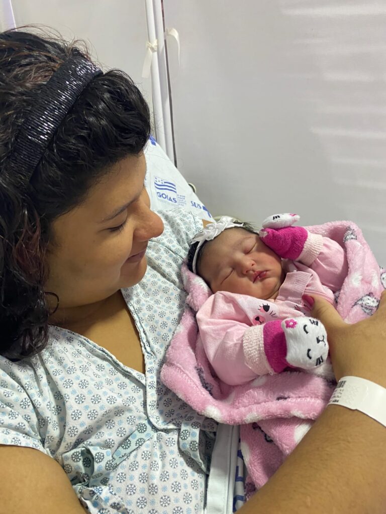 Hospital Estadual de Formosa-GO celebra 4 mil partos realizados