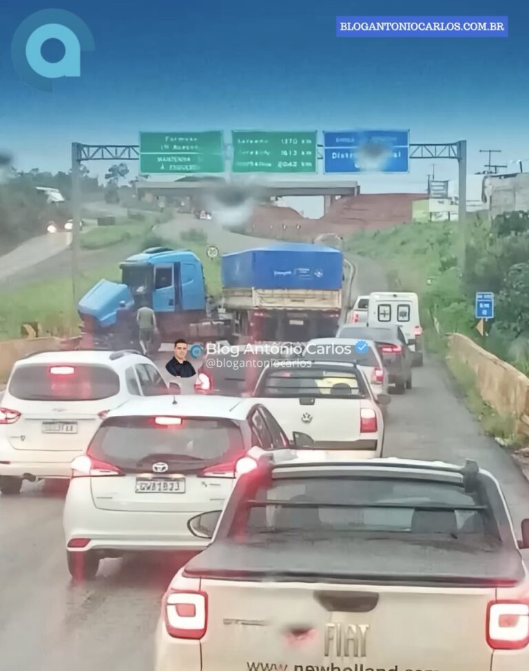 Duas faixas da BR-020 são interditadas após carreta fazer “L” na chegada a Formosa-GO