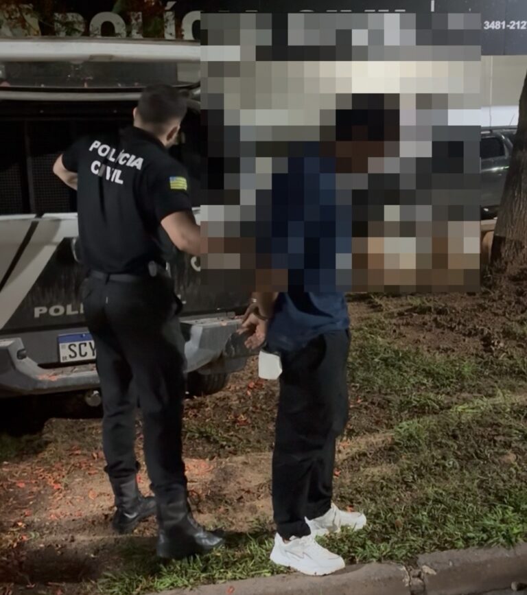 Homem é acusado de quebrar celular, agredir e ameaçar namorada em Posse-GO