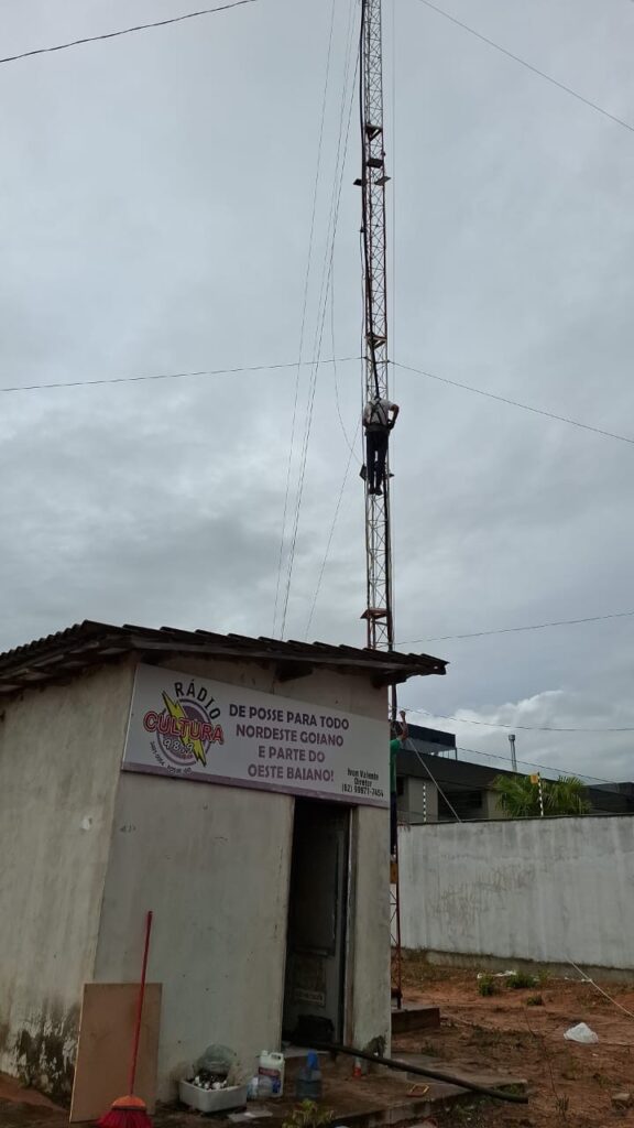 Sabotagem deixa Rádio Cultura FM fora do ar em Posse-GO