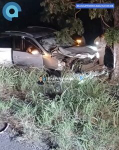 Acidente entre carro e moto deixa um morto na GO-110, em Campos Belos-GO