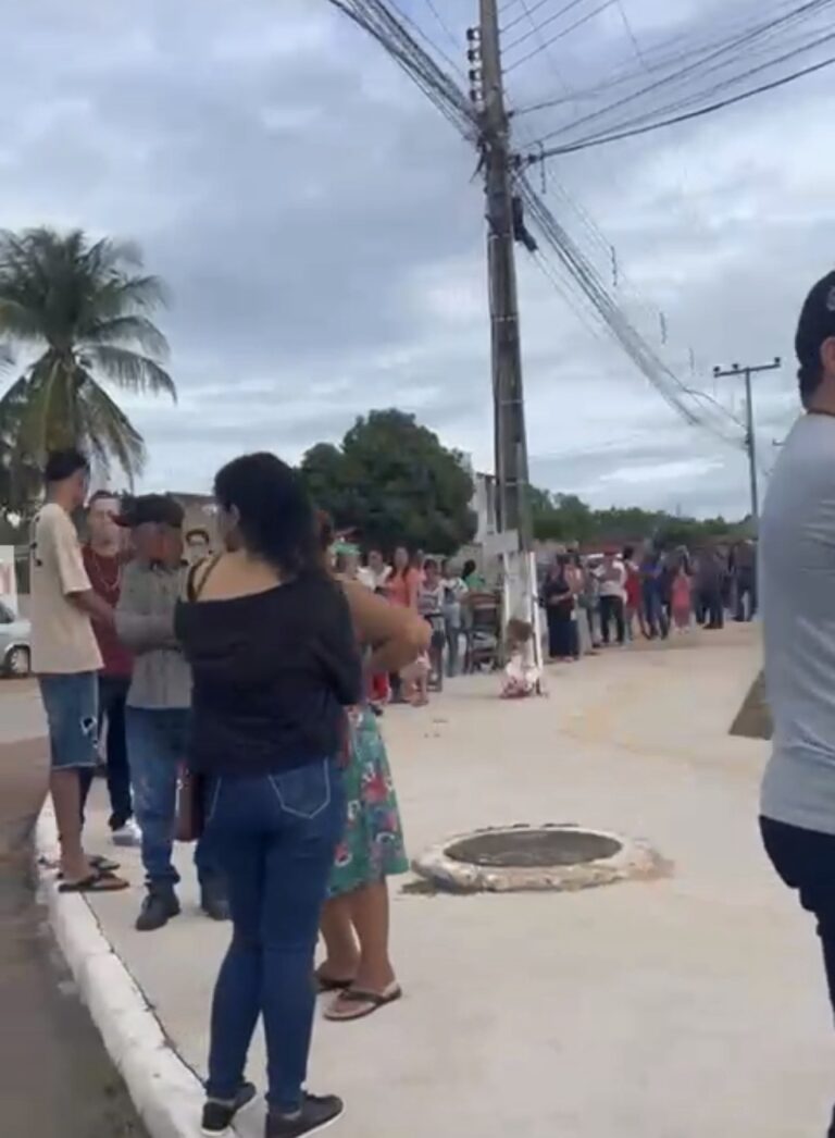 Goiás Social tem alta procura e fila dá volta ao quarteirão em Posse-GO