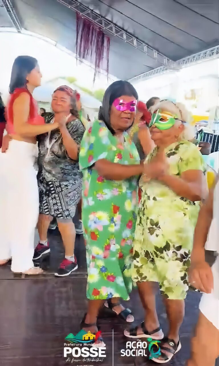 Carnaval da Melhor Idade leva alegria e animação a idosos em Posse-GO