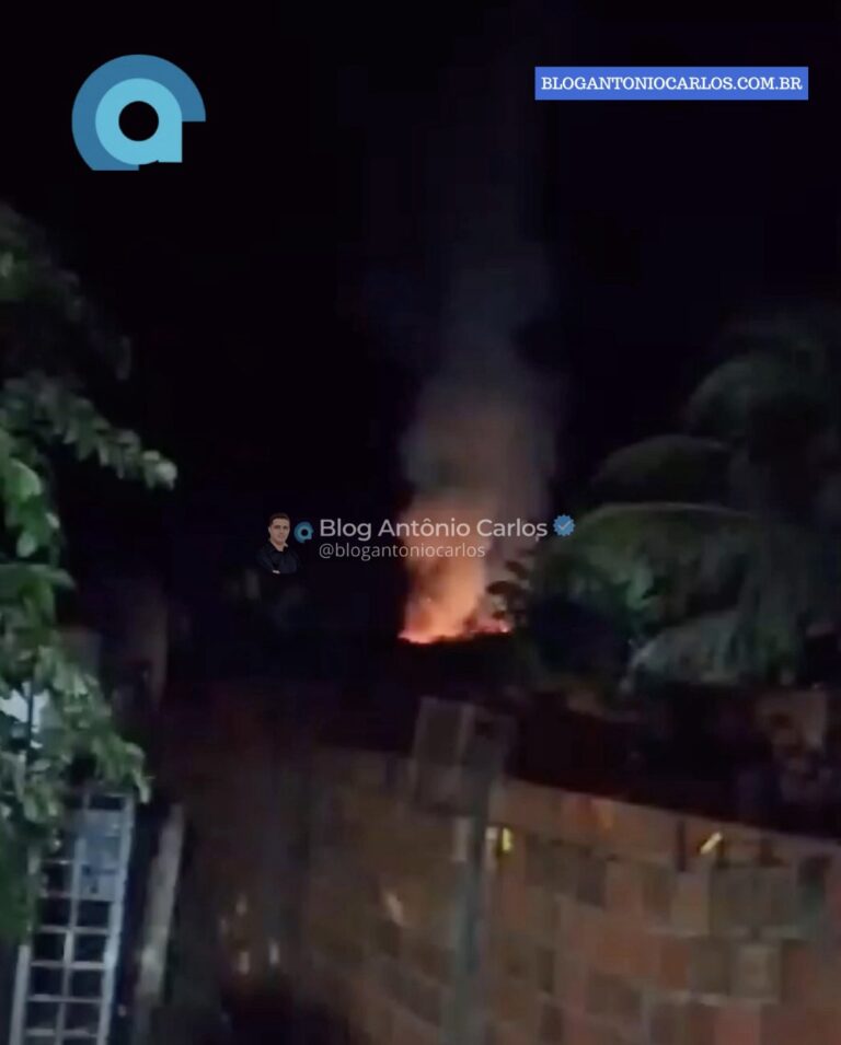 Casa pega fogo e vizinhos ajudam a conter incêndio em São Domingos-GO