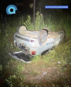 Acidente entre carro e ônibus deixa feridos na GO-108, em Posse-GO