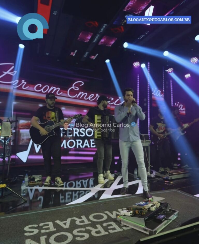 Jefferson Moraes se apresenta em festa luxuosa de aniversário de 15 anos em Alvorada do Norte-GO