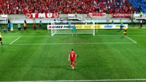 Souza, de Posse-GO, marca pênalti decisivo e garante título do América-RN no Campeonato Potiguar