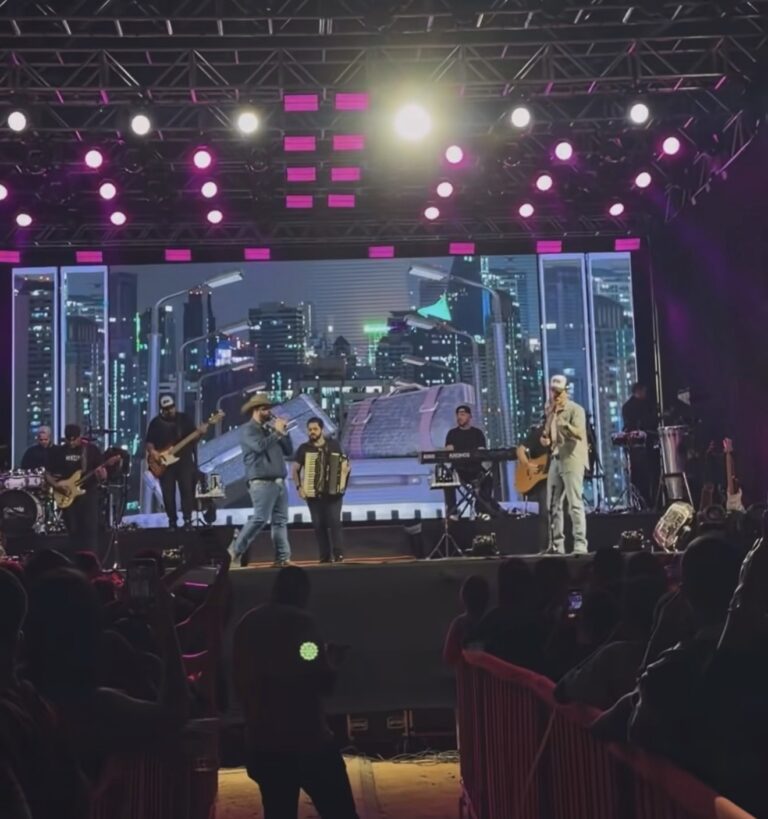 Show de Felipe & Rodrigo marca início das comemorações dos 37 anos de Teresina de Goiás