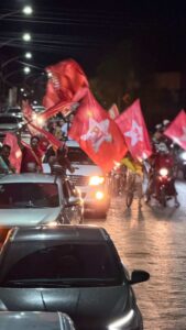 Vitória de Lula é comemorada com carreata pelas ruas de Iaciara-GO