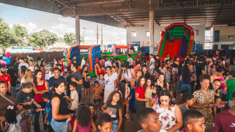 Festival Dia das Crianças Solidário Reúne Cerca de 1.700 Pessoas na Feira Coberta de Posse-GO