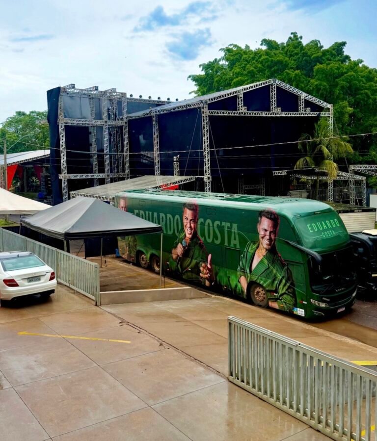 Alvorada do Norte-GO em contagem regressiva para os shows de Eduardo Costa e Chicote de Luxo no Alvorada Folia