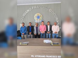 Vereador Esequias é eleito presidente da Câmara Municipal de Mambaí-GO para o biênio 2027-2028