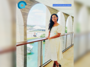 Jovem de Simolândia-GO que se tornou a 1ª aprovada em cota quilombola em concurso para ser diplomata deve ter salário inicial de R$ 22,5 mil